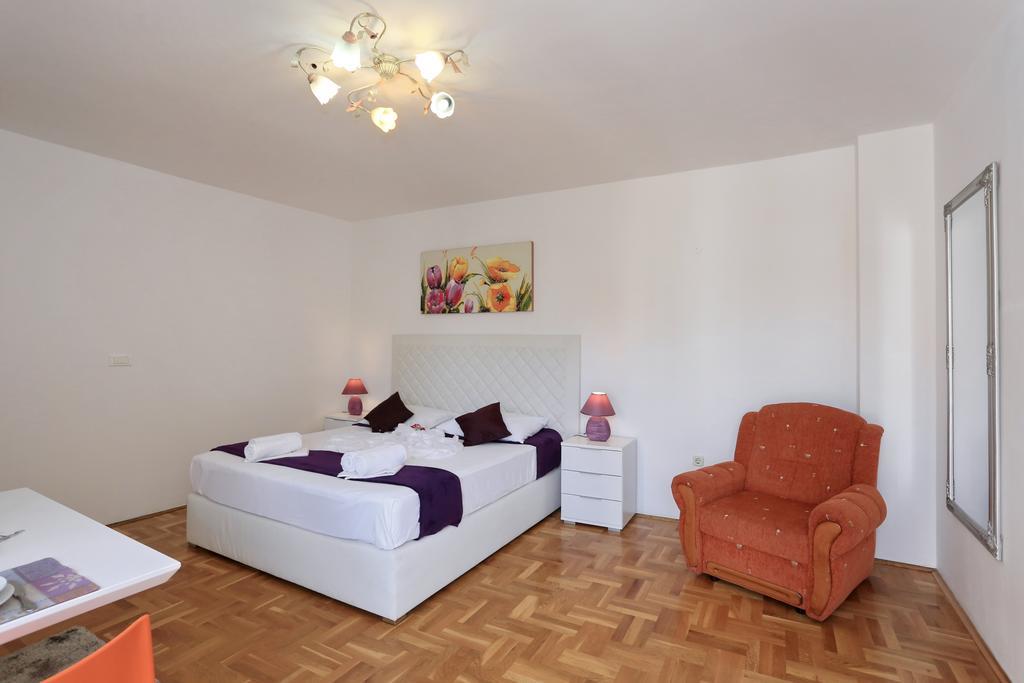 Apartments Maruna Self check-in Zadar Exterior foto