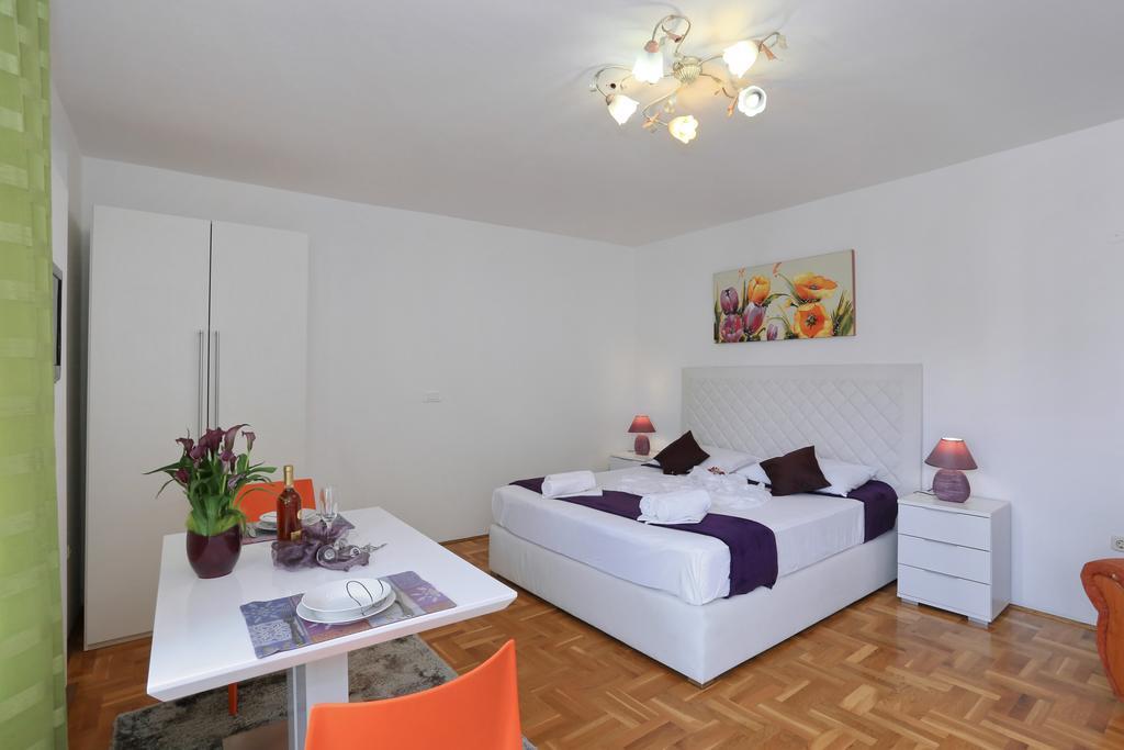 Apartments Maruna Self check-in Zadar Exterior foto