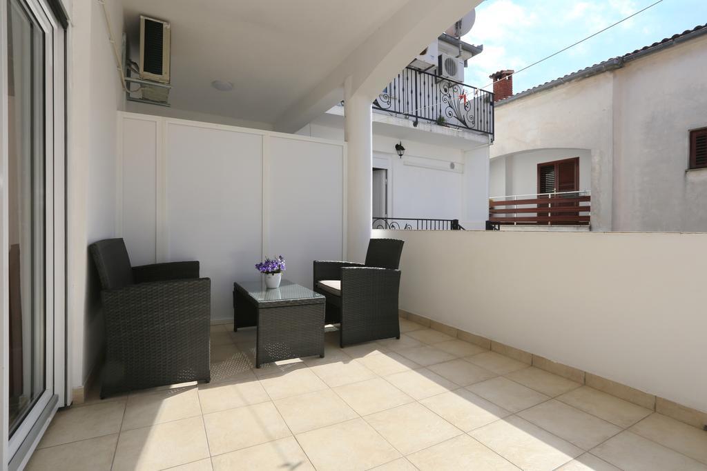 Apartments Maruna Self check-in Zadar Exterior foto